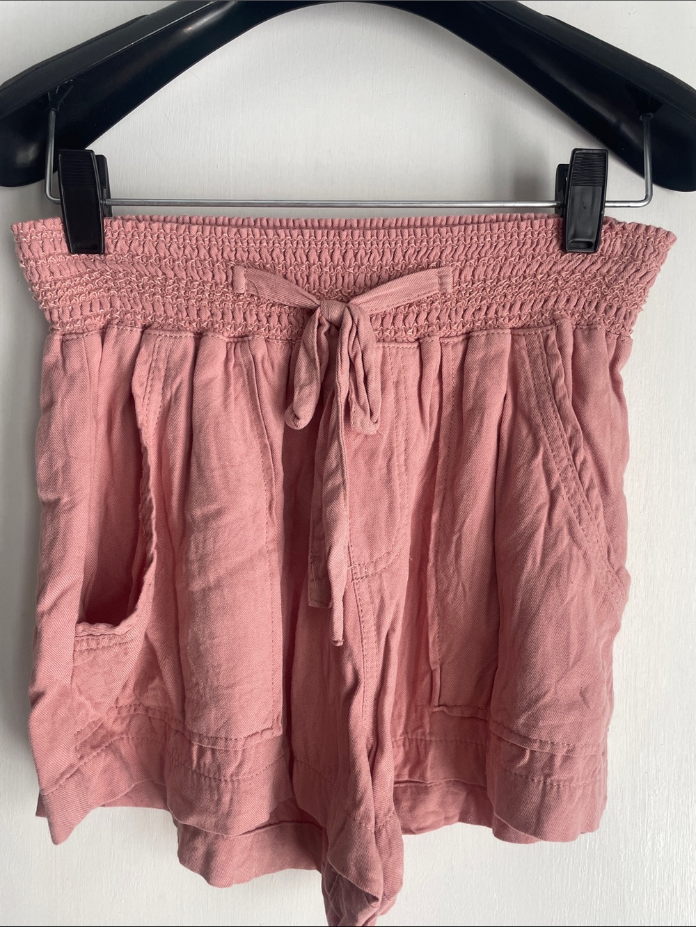 CiSono Dusty Rose Smocked Waist High-Rise Shorts Small